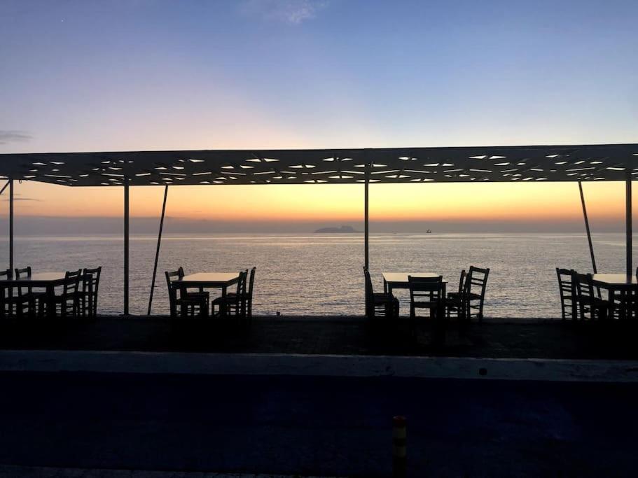 Eleni Apartment Kokkinos Pirgos Bagian luar foto